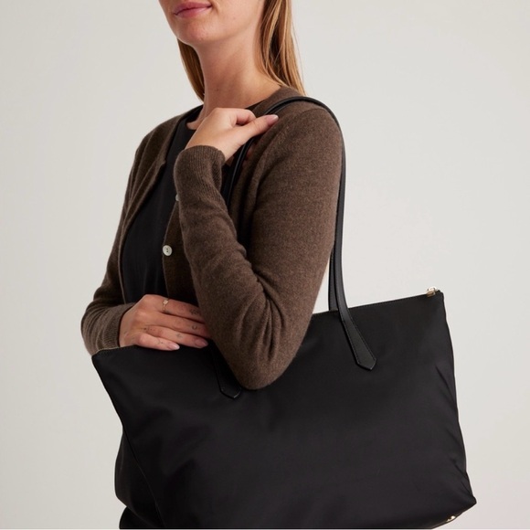 Quince nylon tote bag in black - Picture 2 of 12